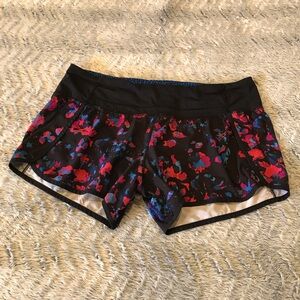 Lululemon Run Times Shorts Dandy Digie  Black/ Pink/ Blue ( Size 8)